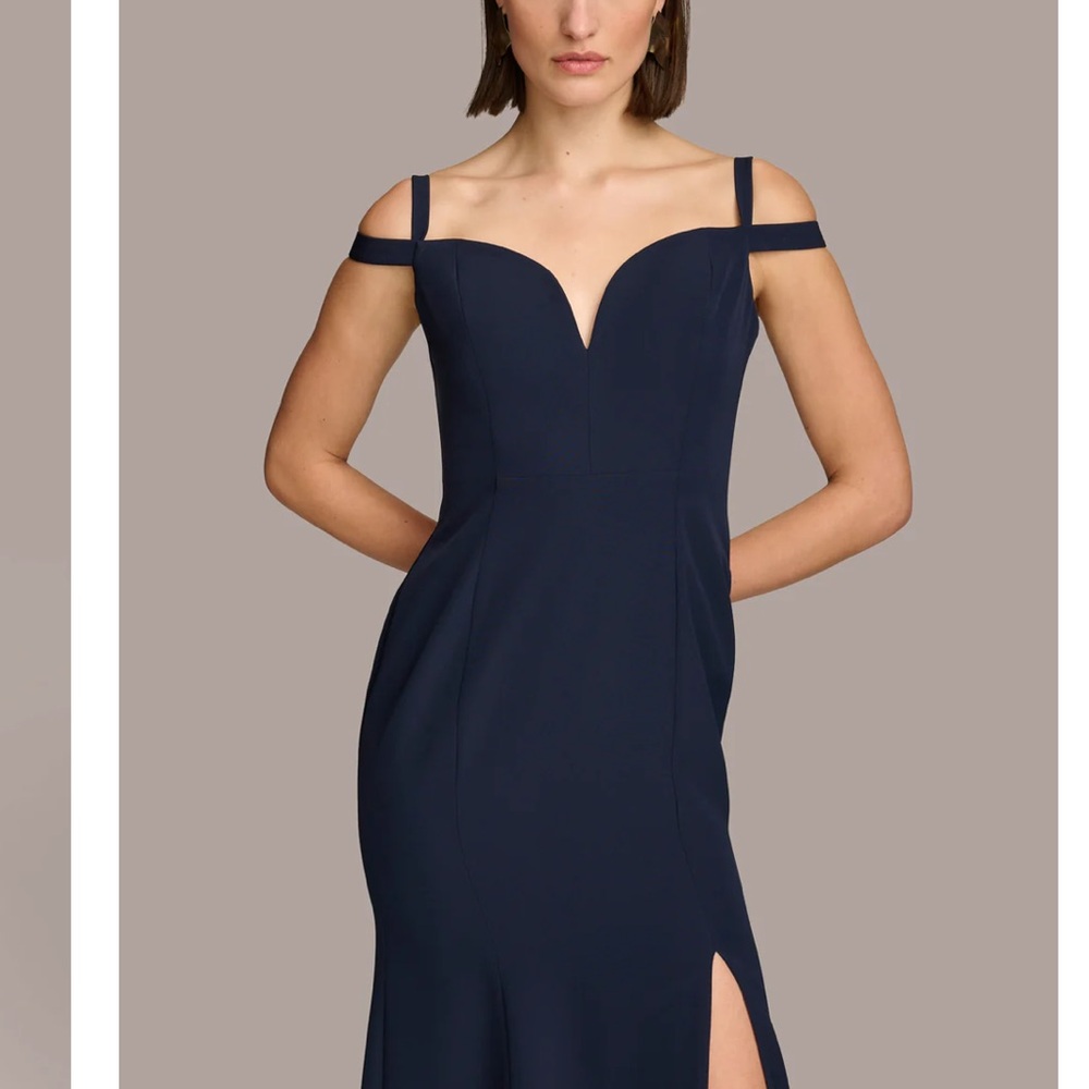 NWT Donna Karan off the shoulder navy gown - Picture 3 of 8